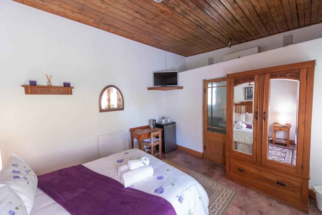 Leo Guest House Робертсон Екстер'єр фото